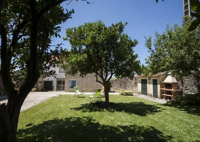 Casa E Campo Viana do Castelo